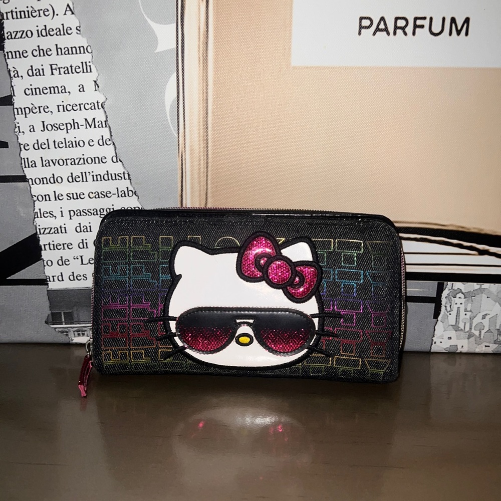 Hello Kitty Loungefly Sunglasses Wallet